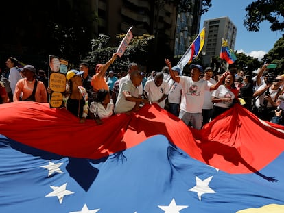 Opposition to the Maduro government at a Machado protest on January 23 in Caracas.