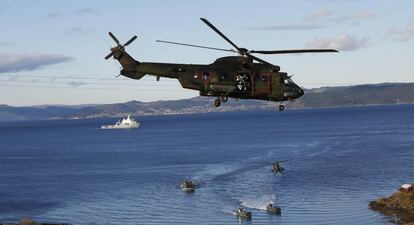Despliegue militar por mar y aire de las fuerzas de la OTAN durante las maniobras.