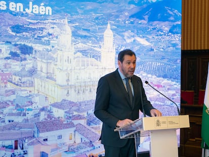 El ministro de Transportes y Movilidad Sostenible, Óscar Puente, este viernes en Jaén.