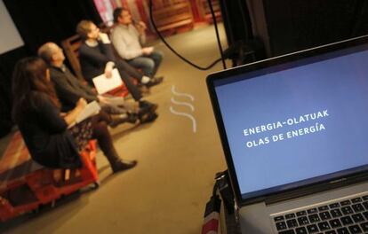 Presentación del programa 'Olas de Energía' de la capital cultural San Sebastián 2016.