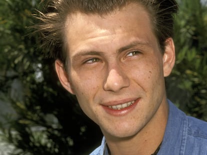 Christian Slater, fotografado em 1991 em um evento em Beverly Hills. Naquele momento, era uma das grandes apostas de Hollywood para tornar-se a grande estrela da nova década.