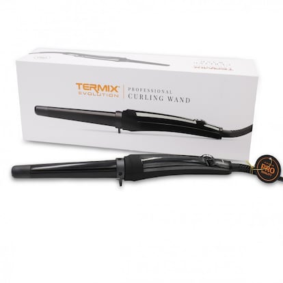 Rizador cónico de Termix. Si ya eres una maestra haciendo ondas con tenacillas, prueba con un rizador cónico profesional como el Evolution Professional Curling Wand, de Termix (98,99 euros, precio Cyber Monday). Compatible con cualquier tipo de cabello y con regulador de temperatura. Ésta y otras herramientas de styling con un 30% de descuento en la web de Termix.