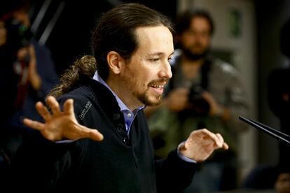 Pablo Iglesias en la rueda de prensa tras la reuni&oacute;n con Albertio Garz&oacute;n.