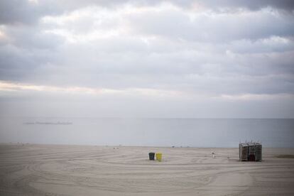 62.000 personas pasan Sant Joan en las playas de la ciudad.