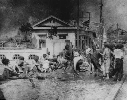 Imagen tomada por Yoshito Matsushige en Hiroshima el 6 de agosto de 1945, inmediatamente después del lanzamiento de la bomba atómica sobre la ciudad.