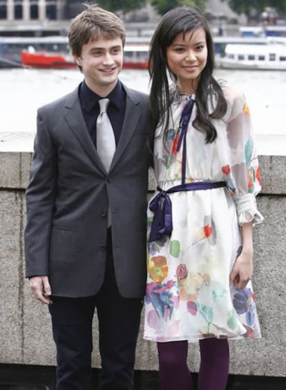 Daniel Radcliffe y Katie Leung en la presentación de la quinta película de Harry Potter.