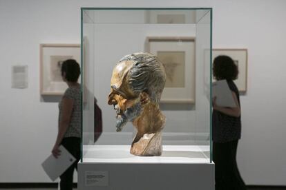 Exposició d'Smith al MNAC.