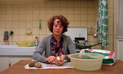 Fotograma de la película 'Jeanne Dielman 23 quai du commerce', dirigida por Chantal Akerman.