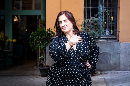 La escritora Arantza Portabales, en el madrileño barrio de Chamberí el pasado martes.