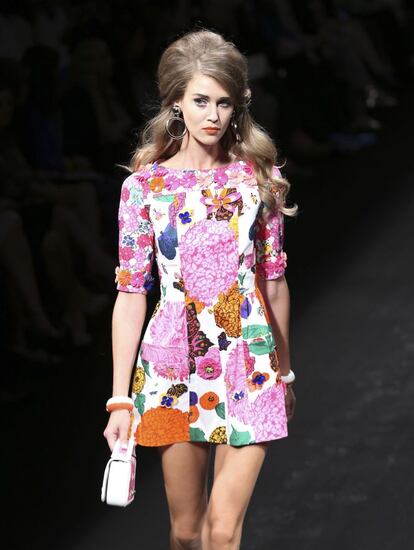 Explosión de colores y estampados pop para la próxima primavera/verano de Cavalli.