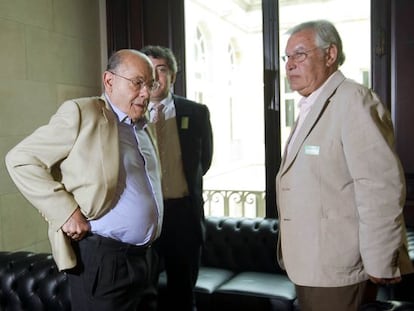 Félix Millet y Jordi Montull en el Parlament.