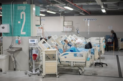 Los pacientes del Hospital Ichilov de Tel Aviv, oficialmente Centro Médico Sourasky de Tel Aviv, trasladados al complejo subterráneo fortificado por temor a posibles represalias iraníes tras el ataque israelí a Teherán.
