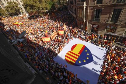 Manifestaci&oacute;n de Sociedad Civil Catalana en Barcelona el 7 de octubre.