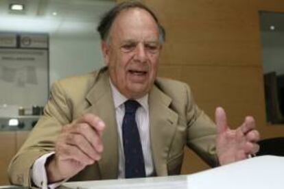 Viticultor, ingeniero agrónomo, apasionado del campo y de los viajes, Carlos Falcó (Sevilla, 1937), Marqués de Griñón, en una entrevista con Efe. EFE/Archivo