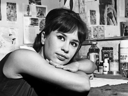 Astrud Gilberto, posa para un retrato en Nueva York en 1964.