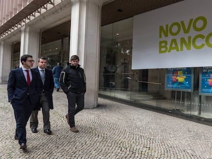 Ejecutivos del banco Banco Novo en Lisboa.