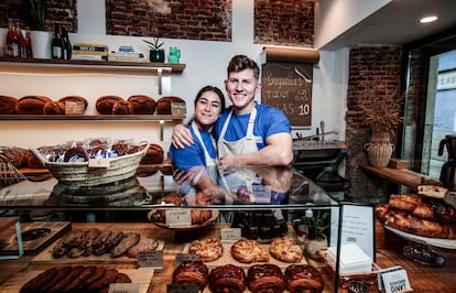 Valerie Hassan, de 30 años, y dueña junto a George Kallias, de 32 años, de Santo Bakehouse. 