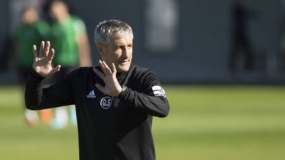 Quique Seti&eacute;n, durante un entrenamiento del Betis.