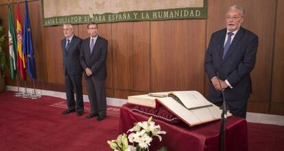 Jes&uacute;s Maeztu, durante la toma de posesi&oacute;n como Defensor del Pueblo.