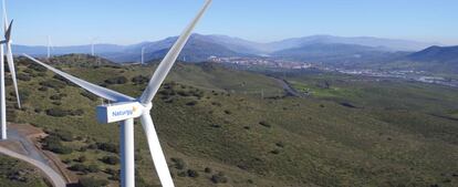 Parque eólico Merengue, en Extremadura, de Naturgy, que cuenta con una potencia de 40 MW.  