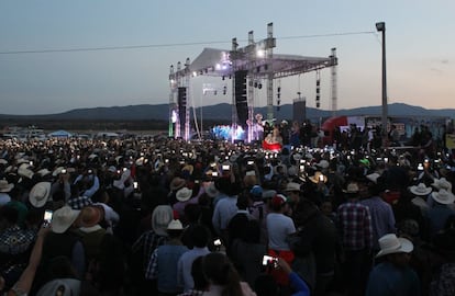 Escenario de los quince años de Rubí Ibarra