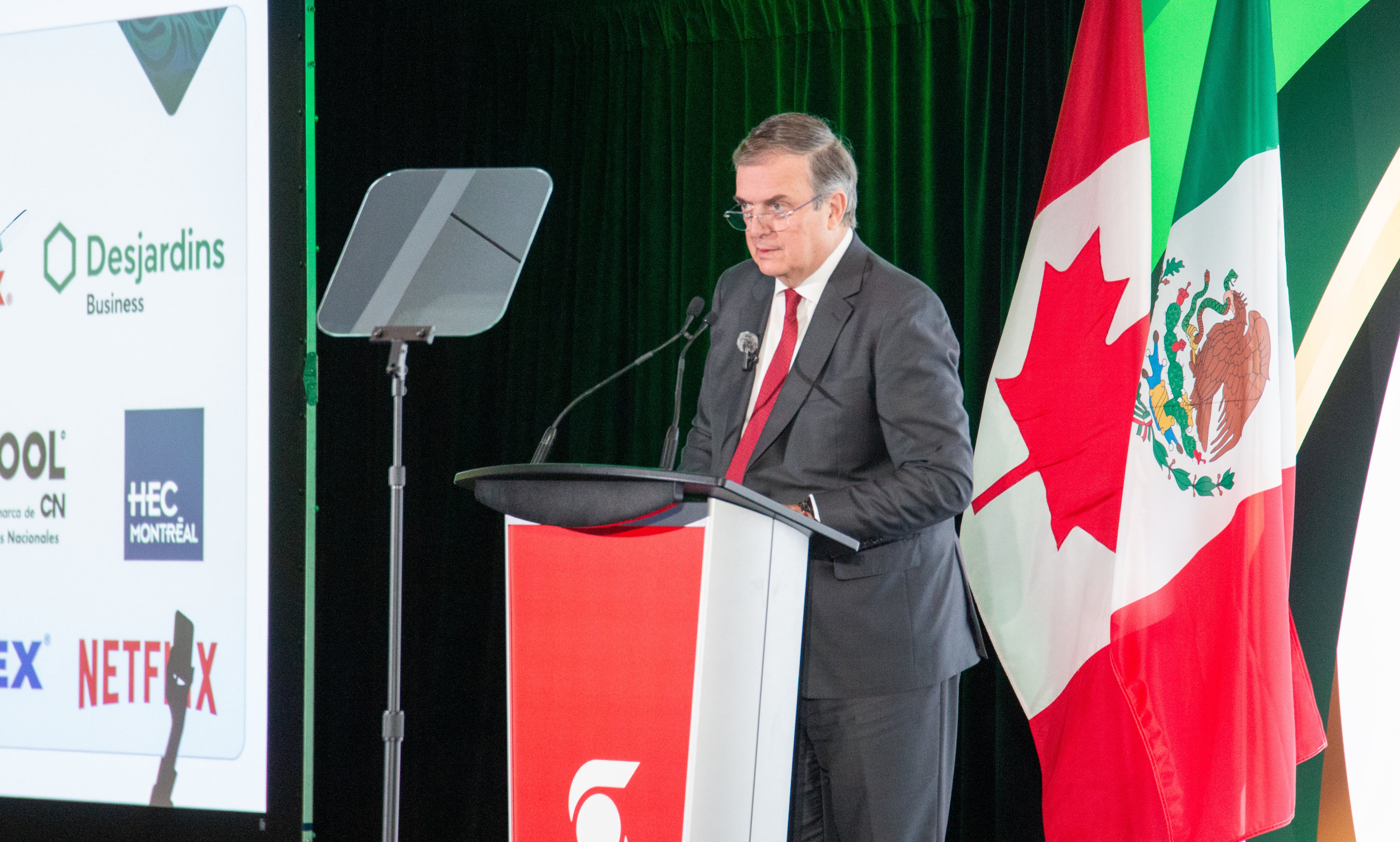 México capta 2.000 millones de inversión canadiense para una planta farmacéutica en Hidalgo