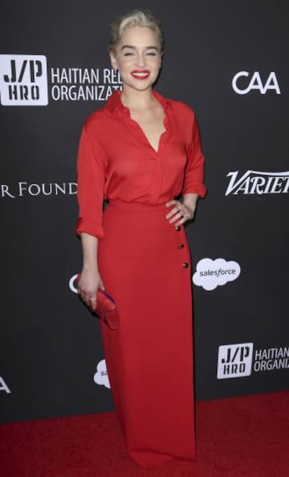 La actriz Emilia Clarke en la subasta Haitian Relief Organization organizada por Sean Penn en Los Ángeles el pasado sábado.