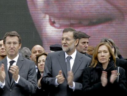 Mariano Rajoy, con su esposa y Alberto Núñez Feijóo.
