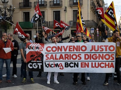 Protesta de trabajadores en huelga del Bicing.