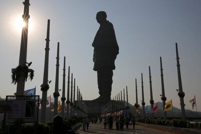 La 'Estatua de la Unidad' representa a Sardar Vallabhbhai Patel, uno de los padres fundadores de la India.