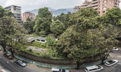 Vista de la mansión expropiada al narco fallecido Rodríguez Gacha, en el norte de Bogotá.