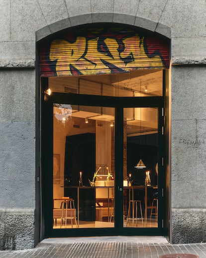 Tiberi Bar en el Paral·lel