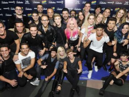 Foto de familia de la gala de nominaci&oacute;n de los Premios 40 Principales.