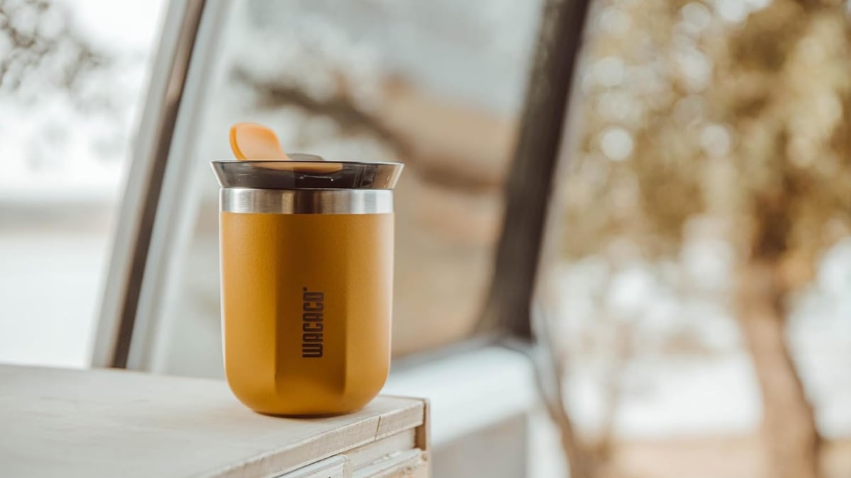 Taza térmica para llevar el café a todas partes.