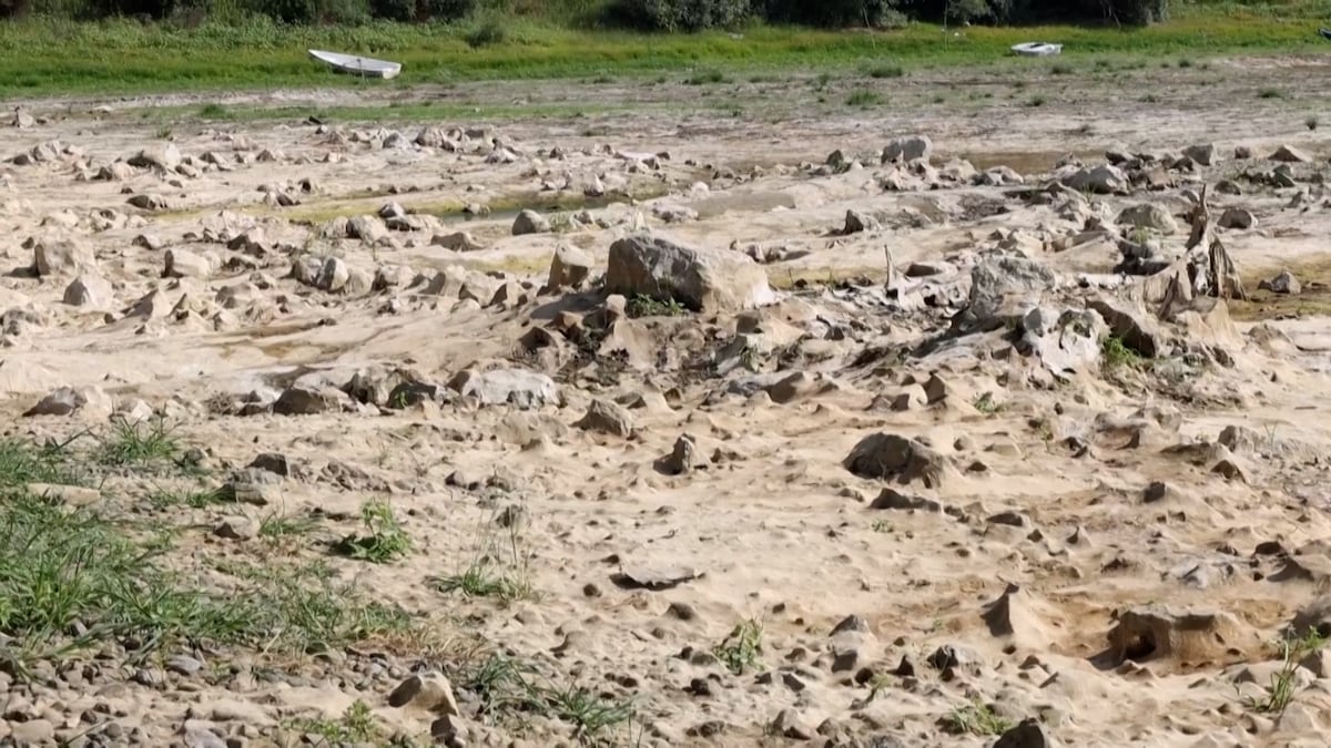 El impacto de la sequía en el río Danubio a vista de dron