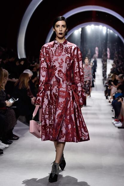 Christian Dior : Runway &#8211; Paris Fashion Week Womenswear Fall/Winter 2016/2017