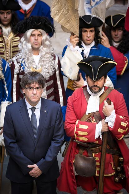 Carles Puigdemont amb la Coronela per la Diada.