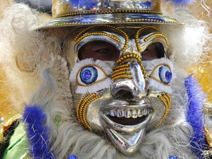 M&aacute;scara de uno de los participantes en el carnaval de Oruro, en Bolivia. 