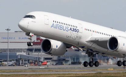 Un Airbus A350 despega de Toulouse.