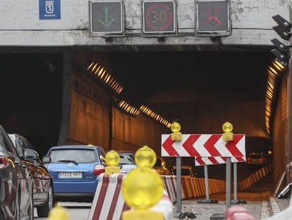 Obras en el interior del túnel de Sor Ángela de la Cruz.
 
 