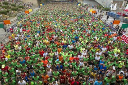 Salida de los participantes, ayer, en la Cursa de la Mercè.