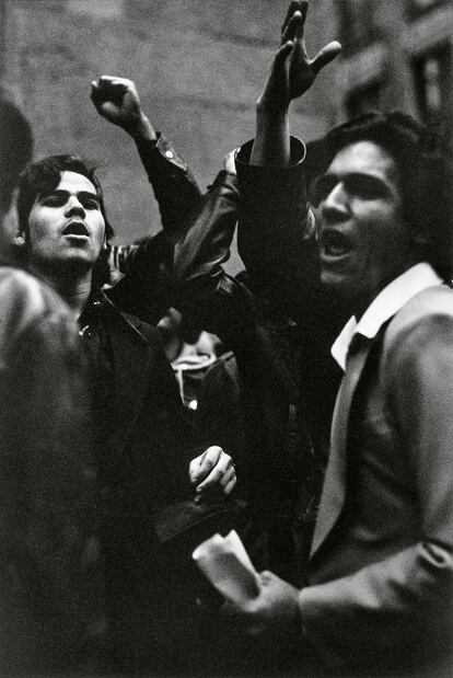 'Manifestantes en una marcha de apoyo a la Unión de Campesinos', Nueva York (1975-1976).