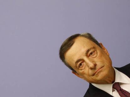 Mario Draghi, presidente del Banco Central Europeo durante una rueda de prensa en Frankfurt, Alemania. 
