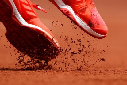 Detalle del calzado de la tenista española Garbiñe Muguruza en acción durante su tercer partido contra Yulia Putintseva.