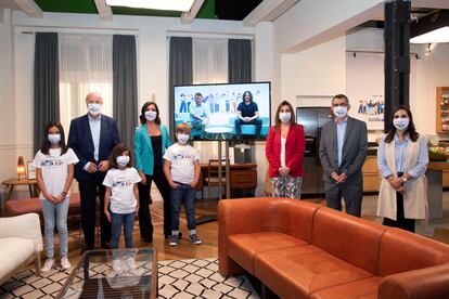 Vicente del Bosque y Carles Puyol protagonizan la iniciativa de Danone #UnaGranFamilia.