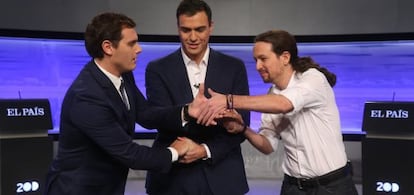 Ciudadanos’ Albert Rivera (left), Socialist Party leader Pedro Sánchez (center) and Podemos’s Pablo Iglesias at the recent election debate organized by EL PAÍS.