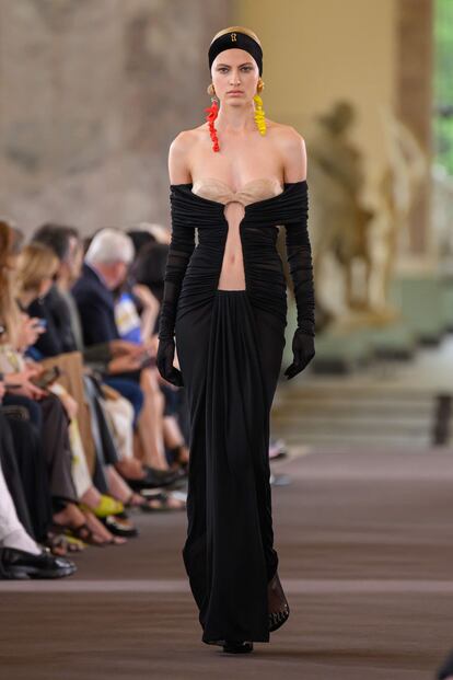 Schiaparelli_HCFW2324_Look10