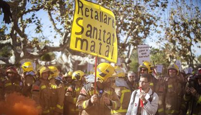 Protesta de metges i bombers, al novembre.