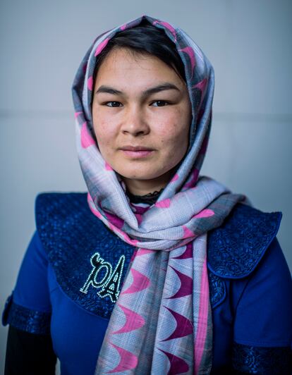 Fatima Sarwary, estudiante afgana.