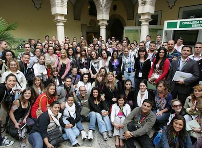 Asistentes al segundo Encuentro de Jóvenes Andaluces en el Mundo, celebrado en Córdoba.
